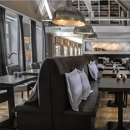 Jachtslot De Mookerheide 3*